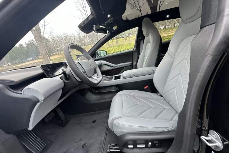 Used Nio ET5T 2025 75 kWh Touring