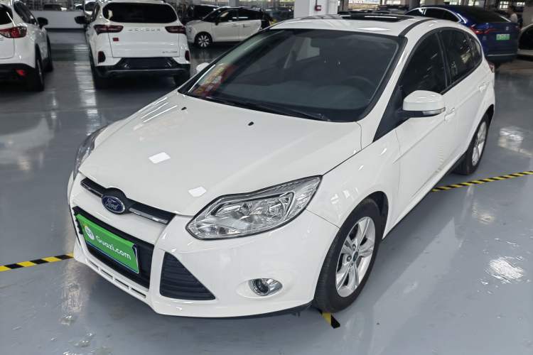 Used Ford Focus 2012 Hatchback 1.6L Automatic Fashion Edition
