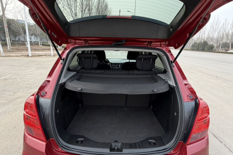 Used Chevrolet Trax 2018 330T Automatic Two-Wheel Drive Elite Model