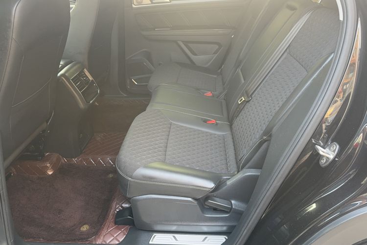 Used Volkswagen Teramont X 2020 Revised Version 330TSI Two-Wheel Drive Luxury Edition
