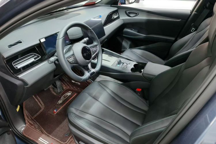 Used BYD Seal 06 New Energy 2024 DM-i 120KM Prestige Model
