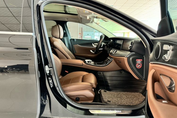 Used Mercedes-Benz E-Class 2016 E 200 L Sport Edition
