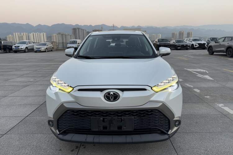 Used Toyota FRONTLANDER 2022 2.0L CVT Luxury PLUS Edition
