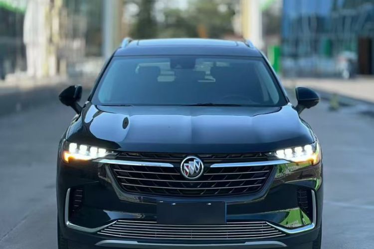 Used Buick Envision 2022 Encore Plus 652T Five-Seat All-Wheel-Drive Luxury Model
