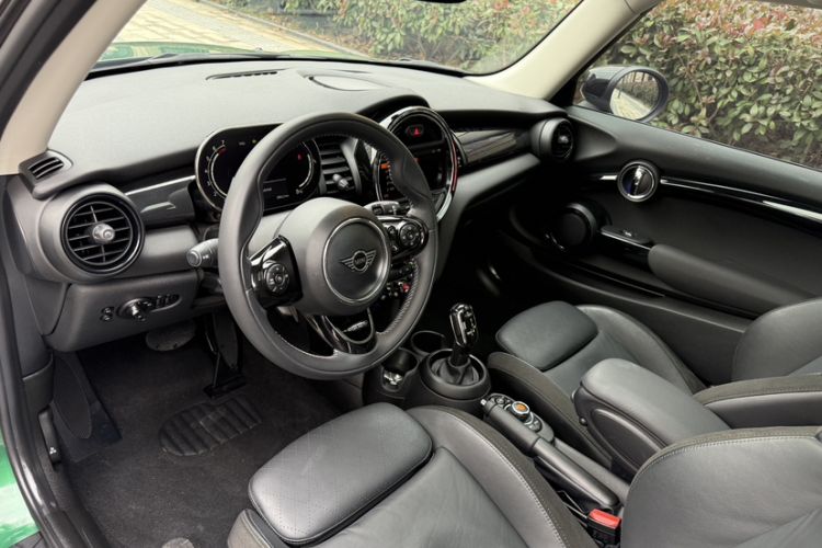 Used  MINI 2021 1.5T COOPER Artist
