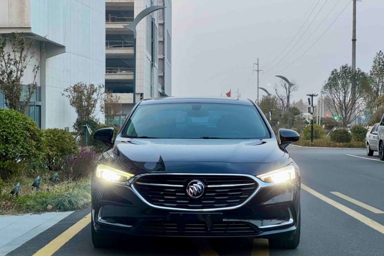 Used Buick LaCrosse 2019 28T Luxury Model
