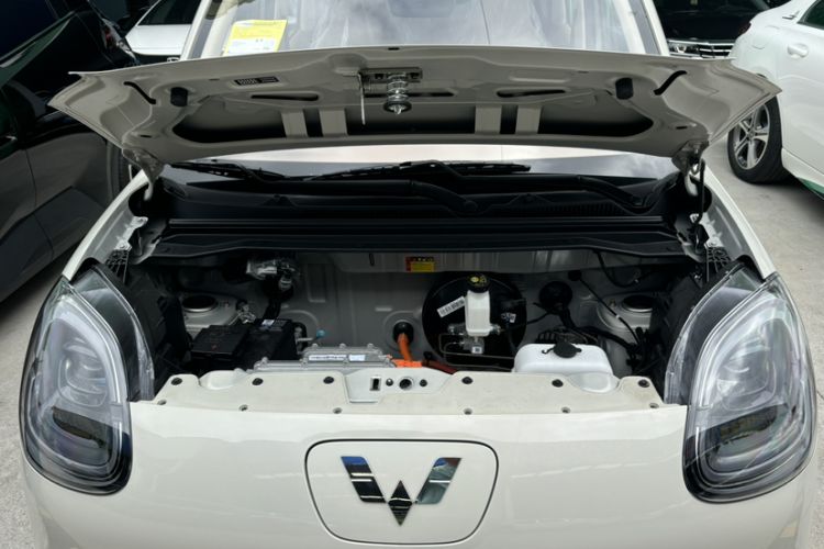 Used Wuling Hongguang MINIEV 2025 Four-Door Version Advanced Edition
