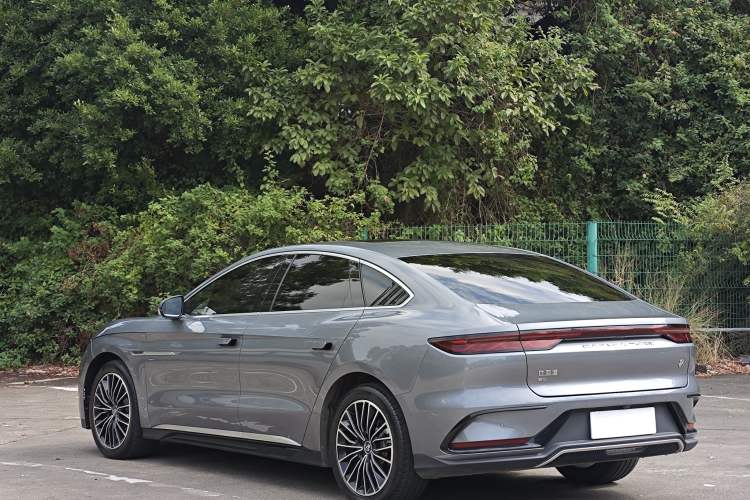 Used BYD Han 2023 EV Champion Edition 506KM Front-Wheel-Drive Premium Model
