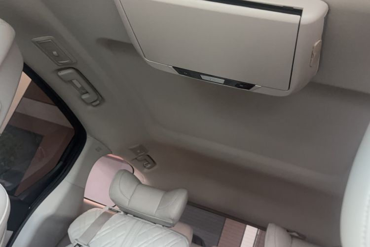 Used Buick GL8 2021 ES Landtrek 653T Comfort Edition
