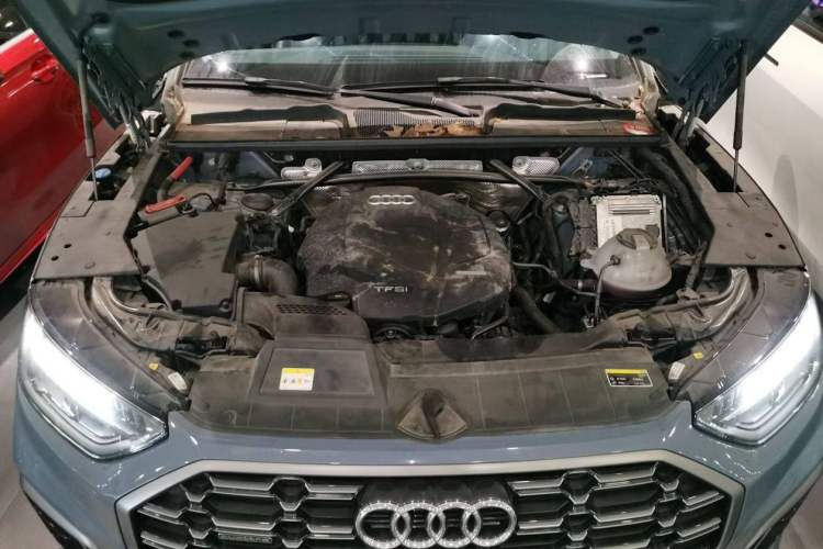 Used Audi Q5L 2022 40T RS Package Performance Model
