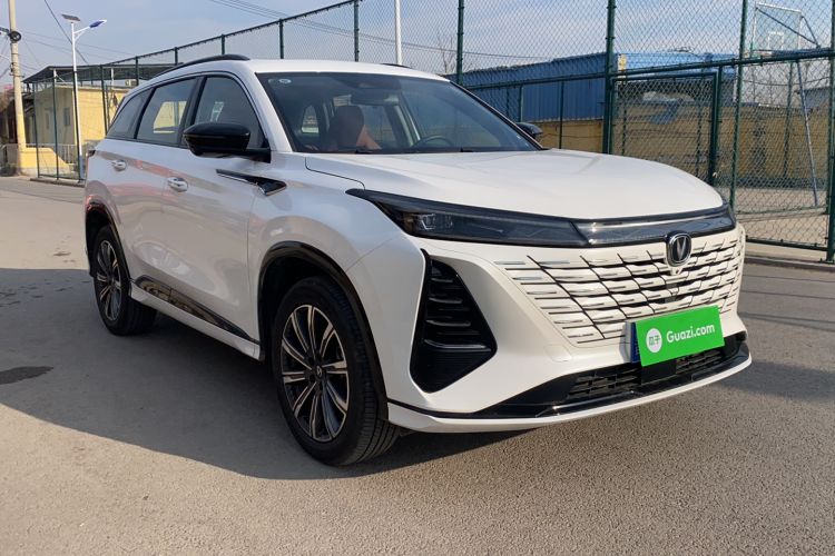 Used Changan CS75 PLUS 2024 3rd Generation Champion Edition 2.0T Intelligent Drive Performance Model
