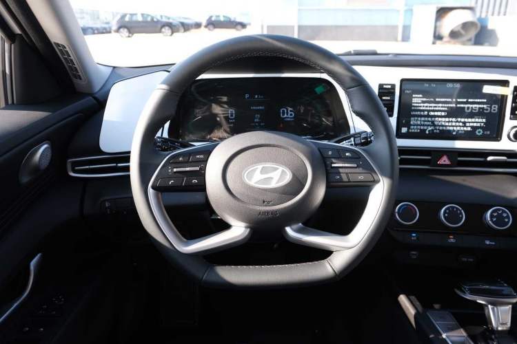 Used Hyundai Elantra 2023 1.5L CVT GLX Elite Edition
