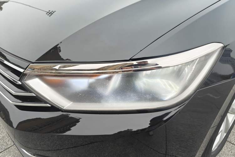 Used Volkswagen Magotan 2018 330TSI DSG Advanced Model
