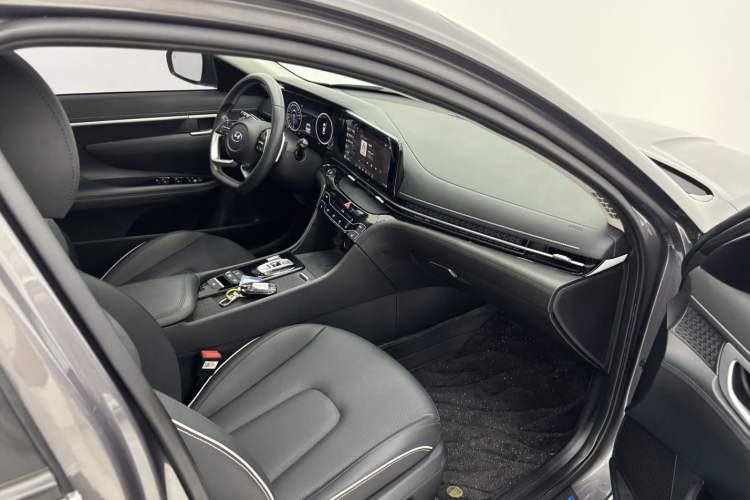 Used Hyundai Mistra 2021 270TGDi DCT TOP Flagship Edition
