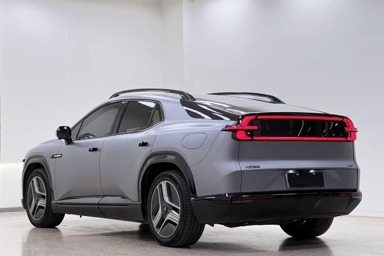 Used  E07 2025 All-Electric 4x4 90kWh Ultra High-Performance Edition