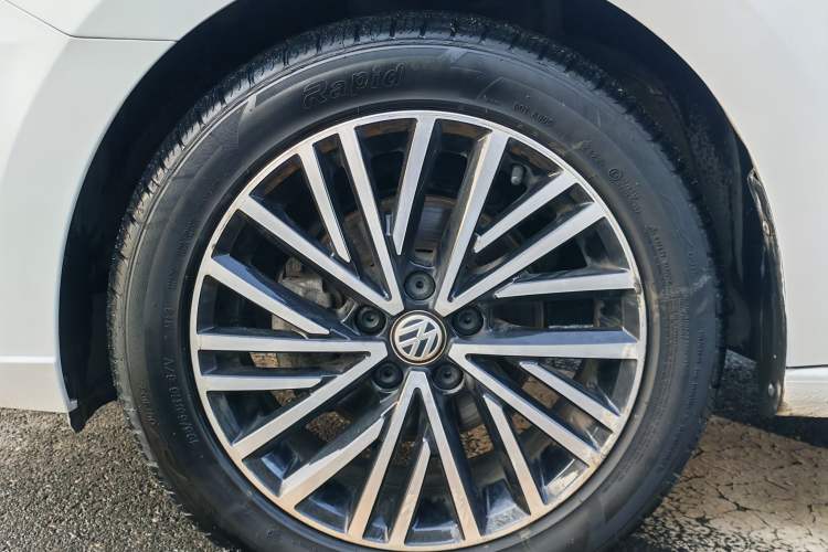 Used Volkswagen Jetta 2019 Dream Edition 1.5L Automatic Comfort Version