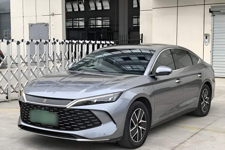 Used BYD Qin L 2024 DM-i 120KM Leading Model
