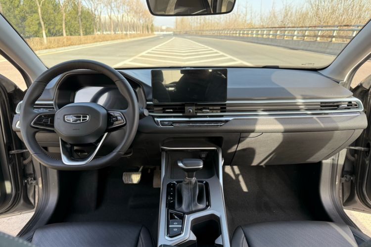 Used Geely Auto Emgrand 2022 4th Generation 1.5L CVT Luxury Model