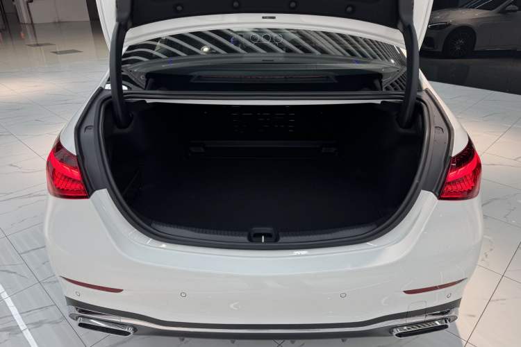 Used Mercedes-Benz C-Class 2025 C 200 L Sport Edition
