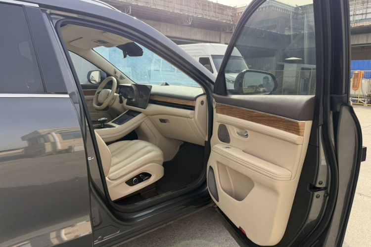 Used Hima AITO M7 2024 1.5T Rear-Drive Plus Version 5 Seats
