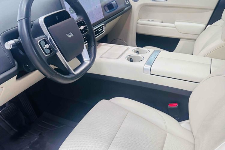 Used Li Auto L7 2023 Pro Model
