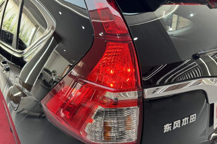 Used Honda CR-V 2016 2.0L two-wheel drive Urban Edition
