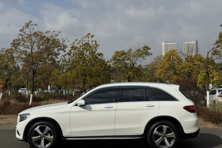 Used Mercedes-Benz GLC 2017 GLC 300 4MATIC Sport Edition
