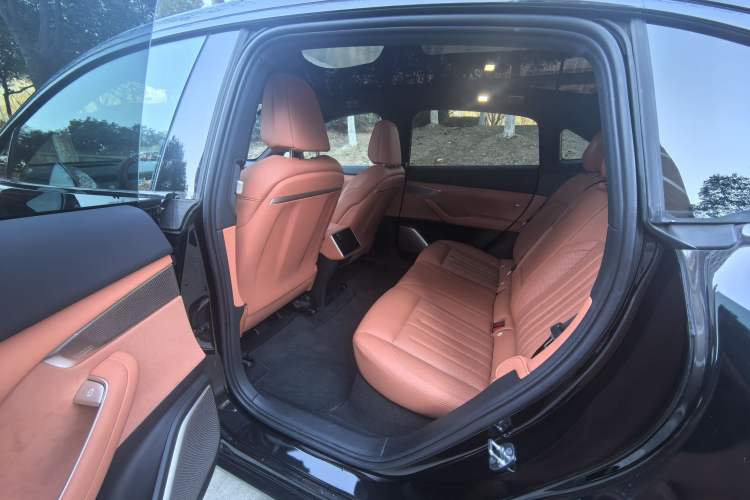 Used ONVO L60 2024 60 kWh All-Wheel Drive
