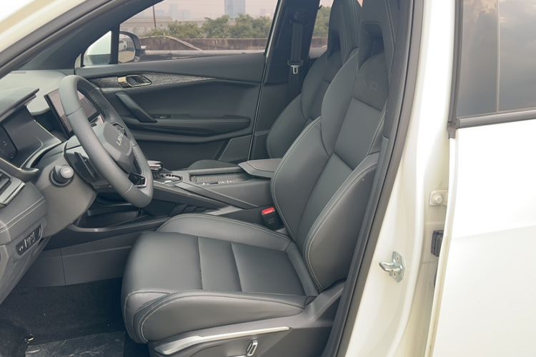 Used Lynk & Co 06 2023 Remix 1.5T JinPro
