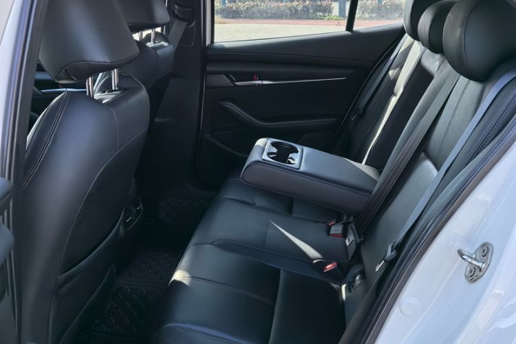 Used Mazda Mazda 3 Axela 2023 2.0L Automatic Zhiqing Edition