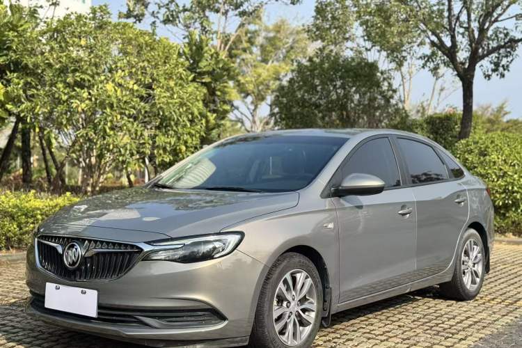 Used Buick GT 2018 18T Automatic Elite Model
