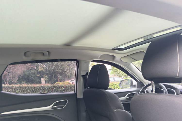 Used MG ZS 2020 Global Bestseller with 1.5L Engine Manual Transmission and a Massive 65-Inch Panoramic Sunroof Version
