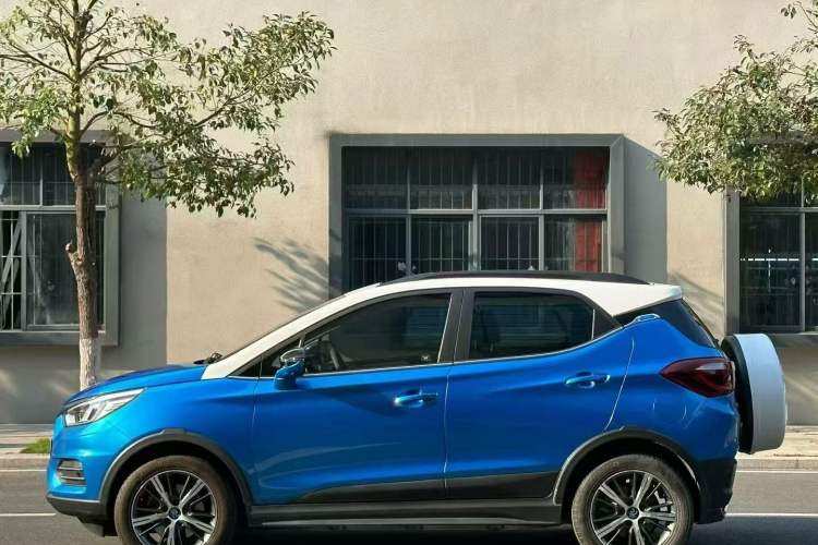 Used BYD Yuan New Energy 2018 EV360 Smart Connected Cool Model