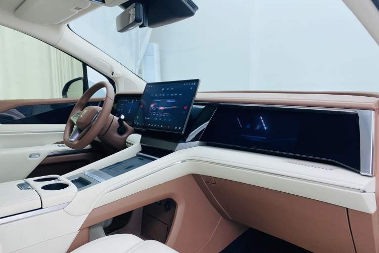 Used BYD Xia 2025 DM-i 1.5T 180km Excellence Model