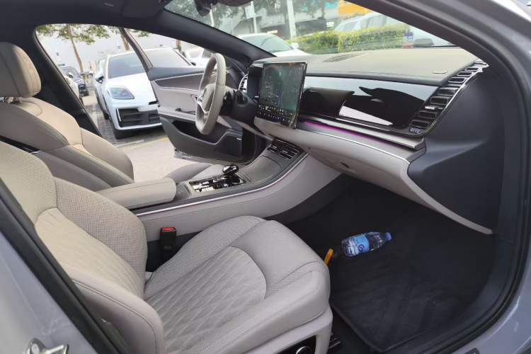 Used BYD Han 2025 EV Intelligent Driving Edition 701KM LiDAR Flagship Model