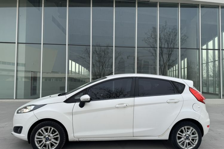 Used Ford Fiesta 2013 Hatchback 1.5L Automatic Fashion Edition