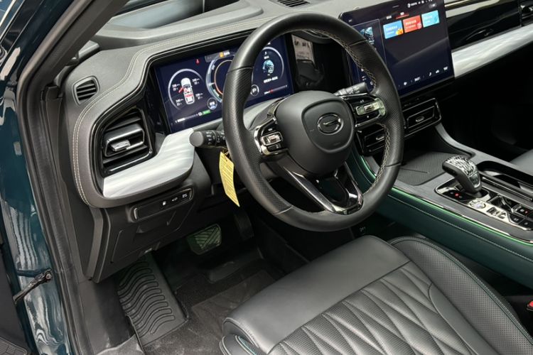 Used GAC Trumpchi GS8 2022 Dual-Engine Series 2.0TM Two-Wheel Drive Prestige Edition (7 Seats)