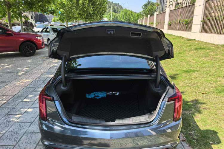 Used Cadillac CT5 2020 28T Fashion Edition
