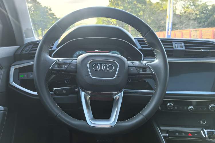 Used Audi Q3 2019 35 TFSI Advanced Dynamic Edition