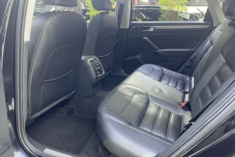 Used Volkswagen Passat 2016 380TSI DSG Prestige Edition
