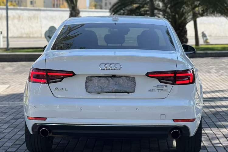 Used Audi A4L 2018 30th Anniversary Edition 40 TFSI Trendy Model