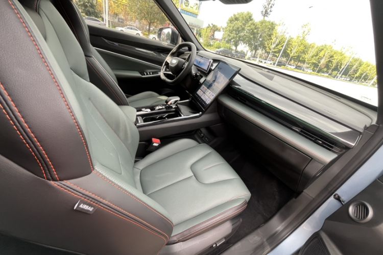 Used Geely Auto Emgrand X7 Sport 2024 1.5TD Prestige Edition
