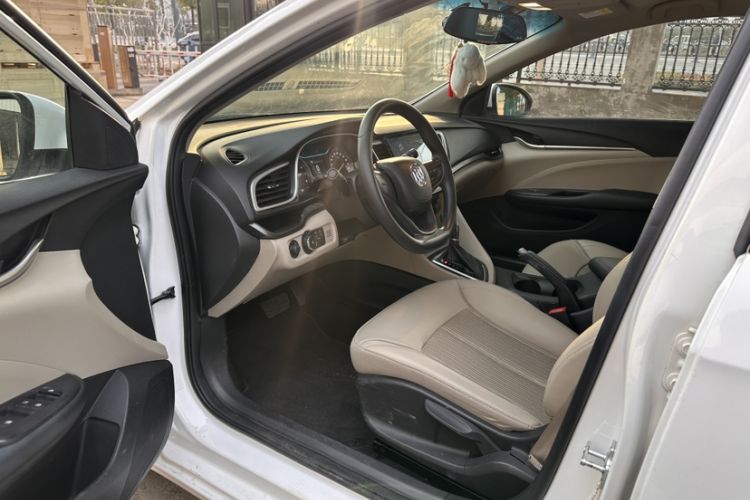 Used Buick GT 2017 15N Automatic Elite Version