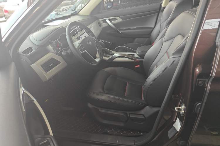 Used Geely Auto Emgrand X7 Sport 2018 1.8TD Automatic Two-Wheel Drive Zhiya Model
