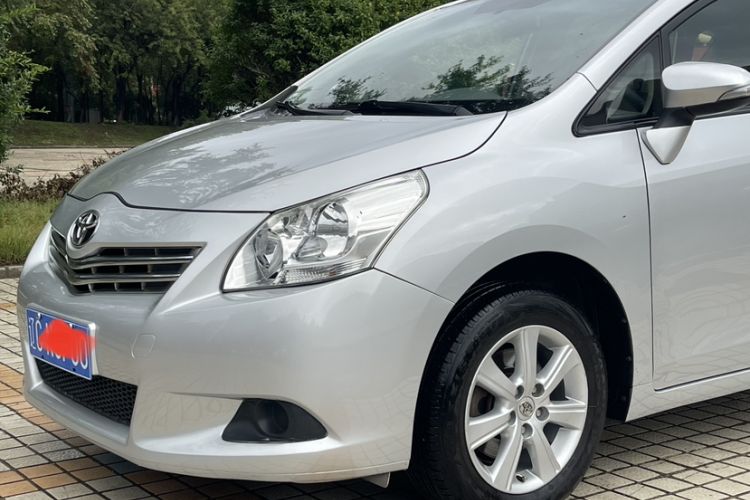 Used Toyota Verso 2014 Starlight 180E CVT Elite Edition
