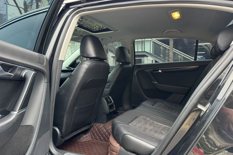 Used Volkswagen Magotan 2015 Facelift 1.8TSI Luxury Model
