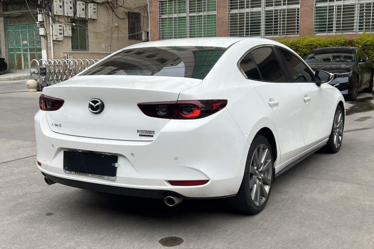 Used Mazda Mazda 3 Axela 2021 2.0L Automatic ZhiXuan Edition
