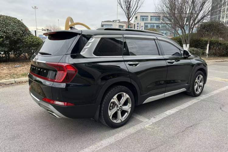 Used Hyundai Santa Fe 2019 380 TGDi DLX Automatic 2WD Prestige Edition China VI Standard
