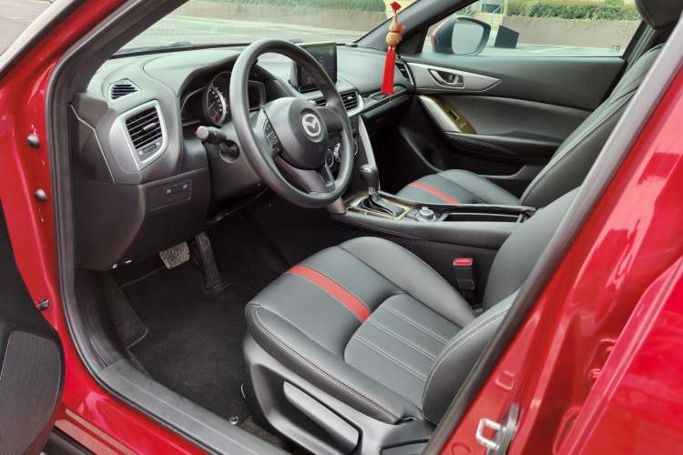 Used Mazda CX-4 2016 2.0L Automatic 2WD Blue Sky Dynamic Edition
