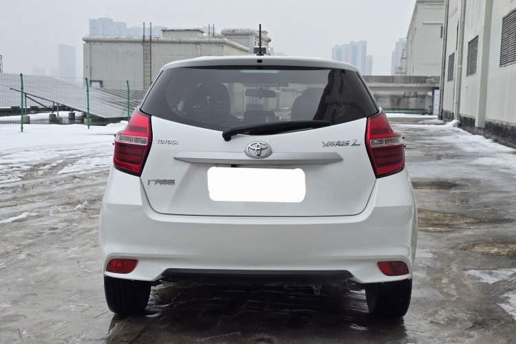 Used Toyota YARiS L 2016 Revised 1.5E CVT Charming Edition
